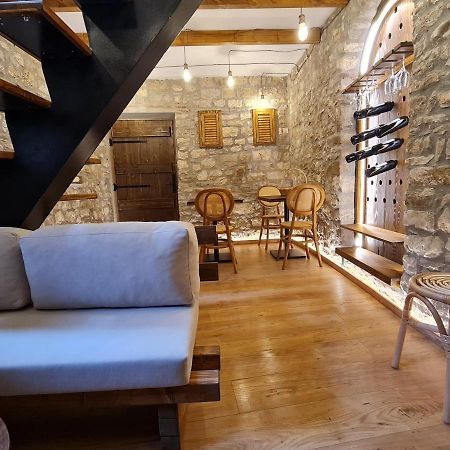 N'Gorice Hotel Berat Exterior photo